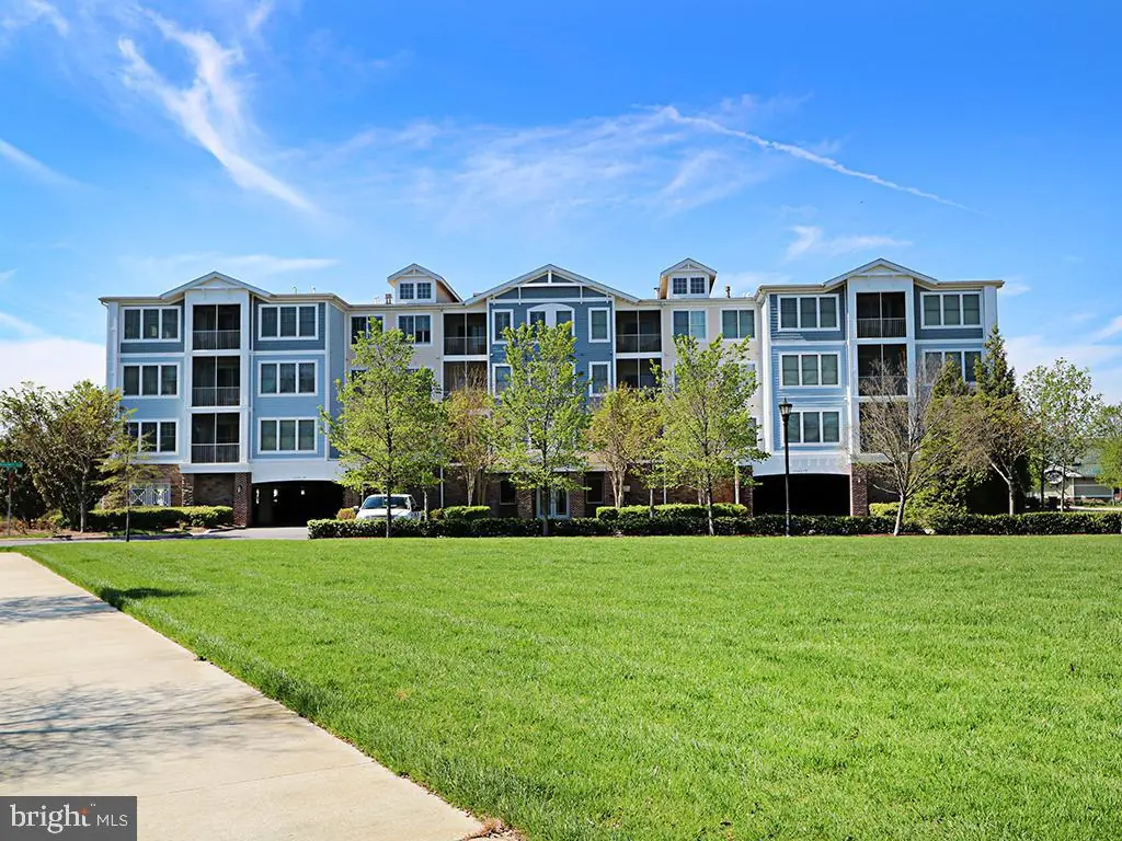 31574 WINTERBERRY PKWY #106   - Best of Northern Virginia Real Estate